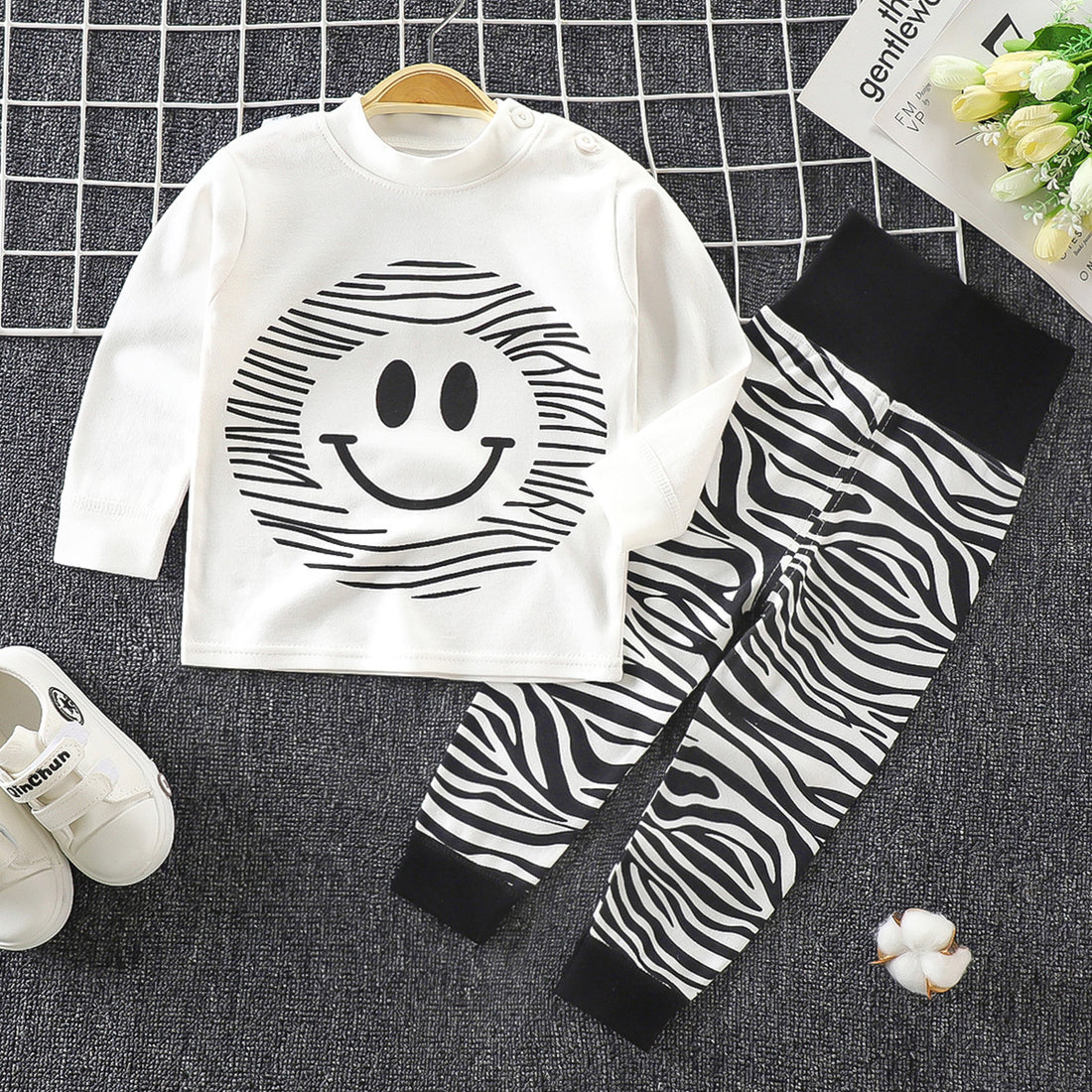 Toddler Boys And Girls Baby Autumn Clothes Long Trousers Home Service