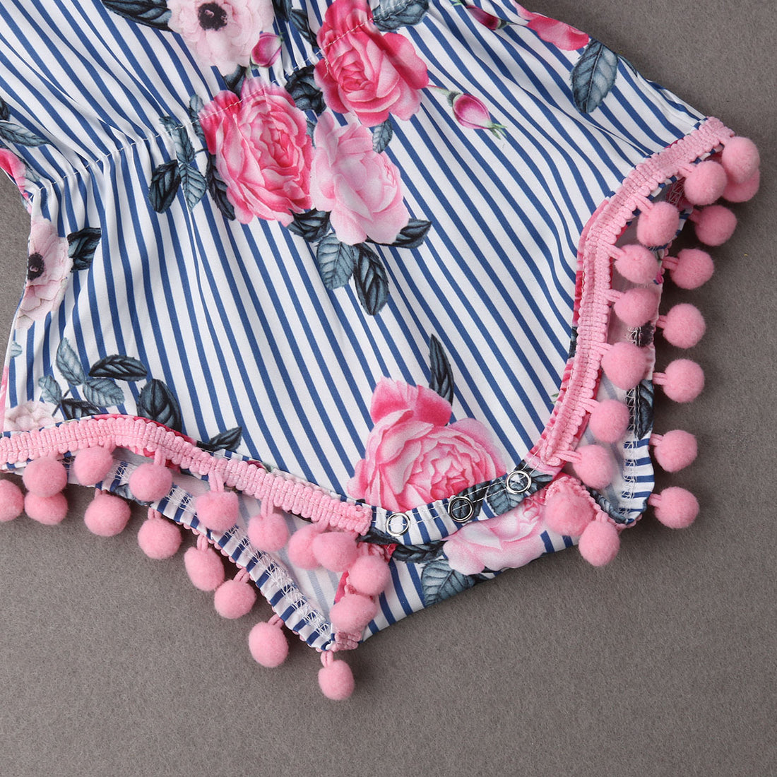 Rose print romper Striped and small ball decoration romper